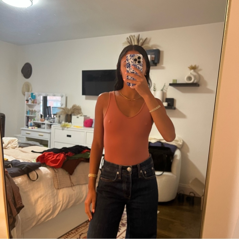 Abercrombie & Fitch seamless fabric vneck bodysuit